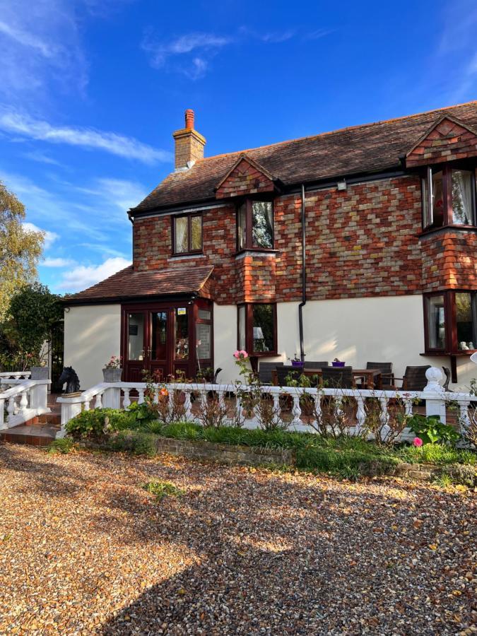 Reynolds Farm Guesthouse 캔터베리 외부 사진